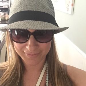 Meet your Posher, Jana